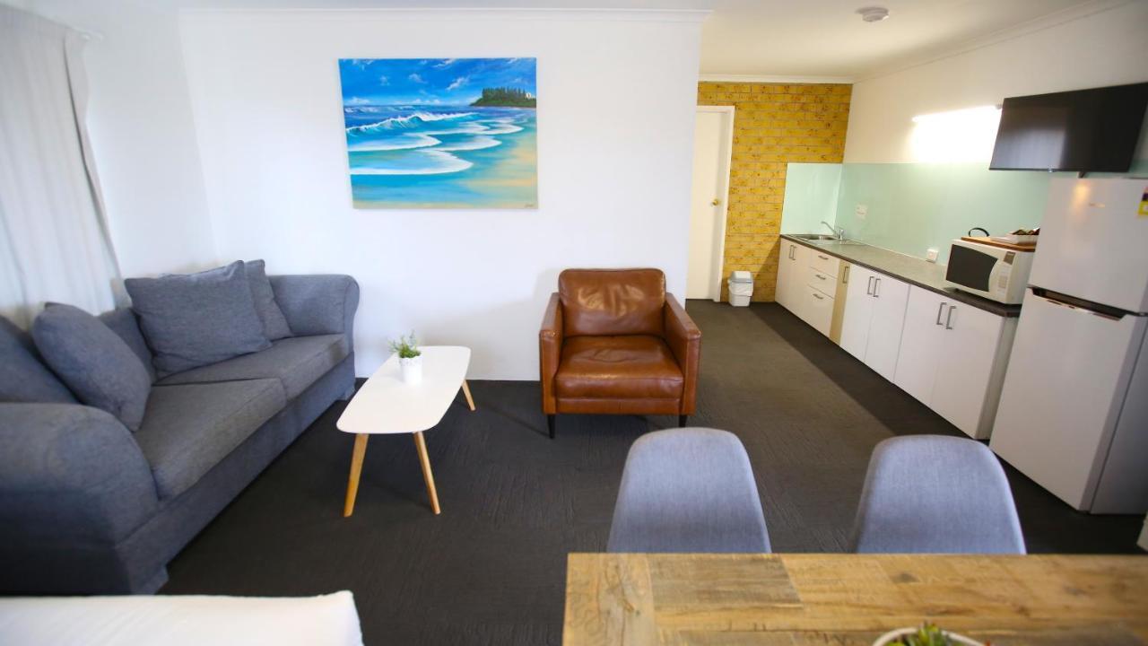 Tweed Harbour Motor Inn Туид Хедс Екстериор снимка